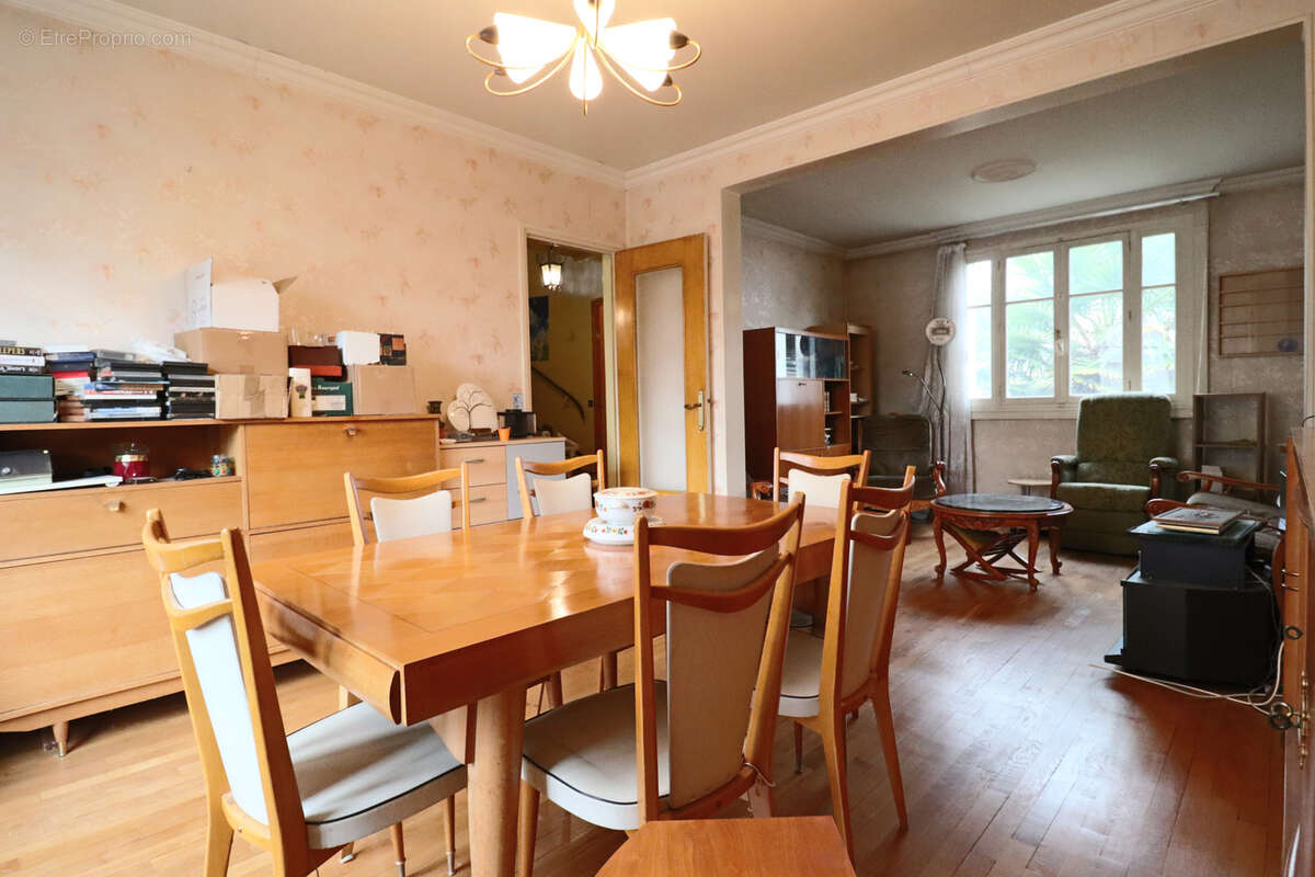 Maison à LES PAVILLONS-SOUS-BOIS