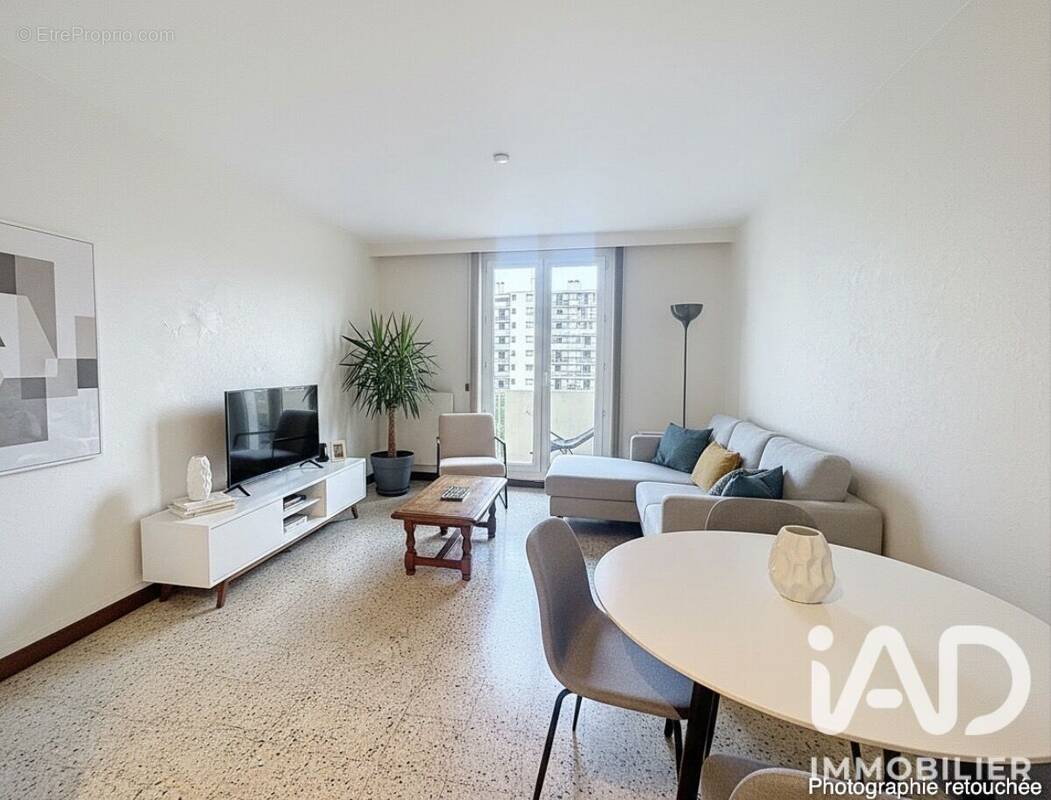 Photo 1 - Appartement à MARSEILLE-10E