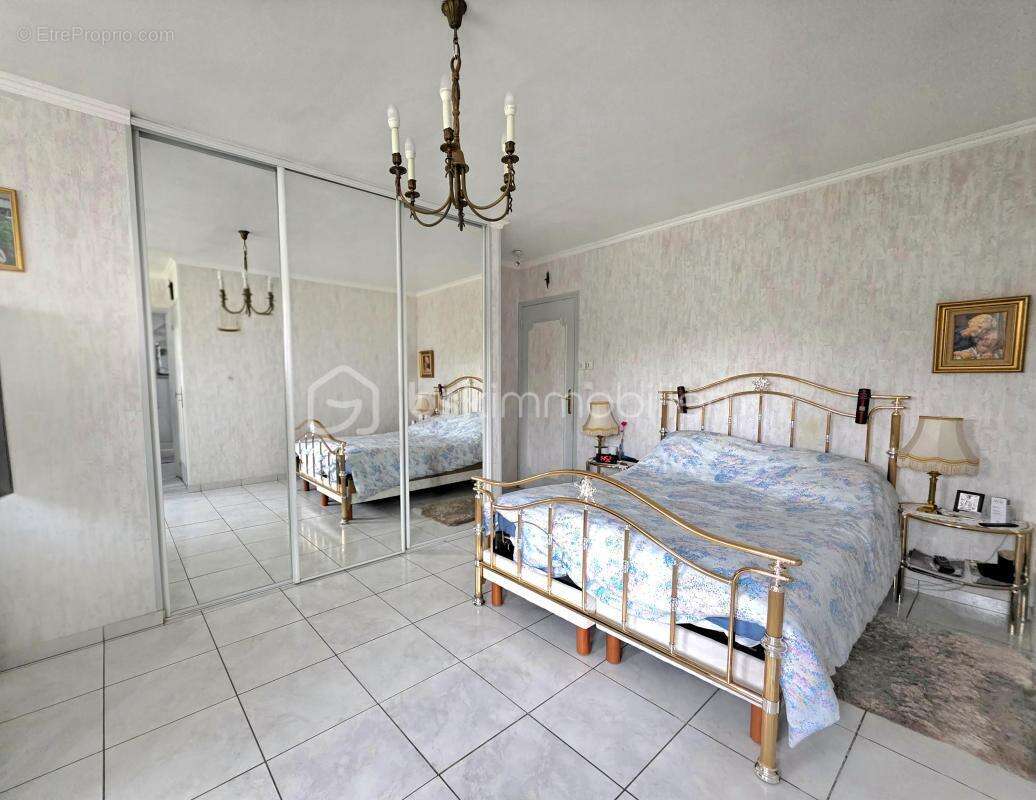 Maison à BALLAINVILLIERS