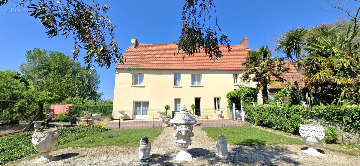 Maison à ISIGNY-SUR-MER