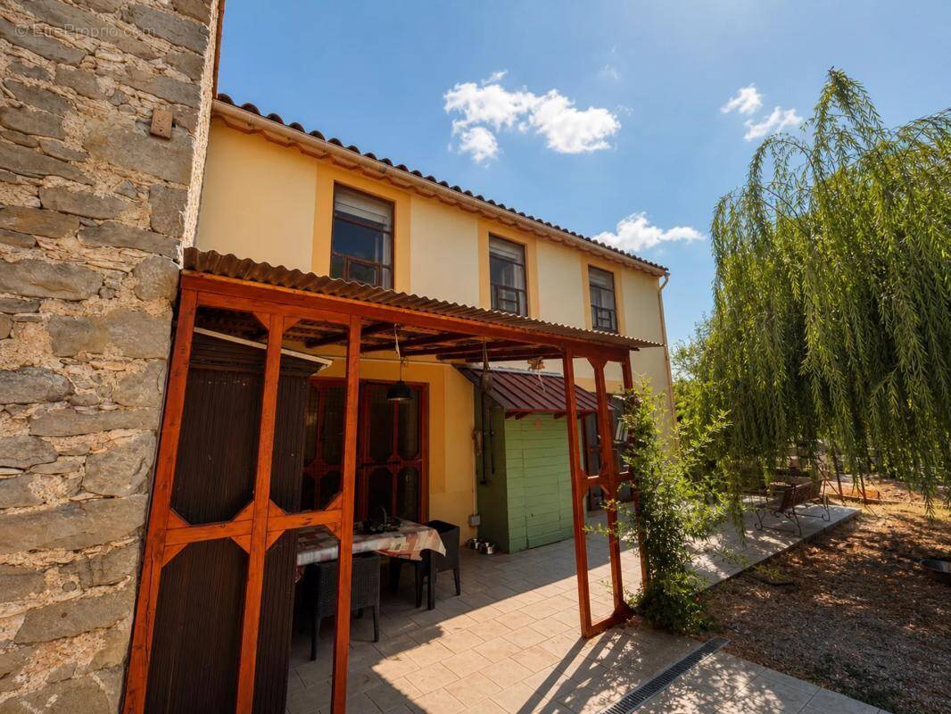 Maison à SAINTE-EULALIE