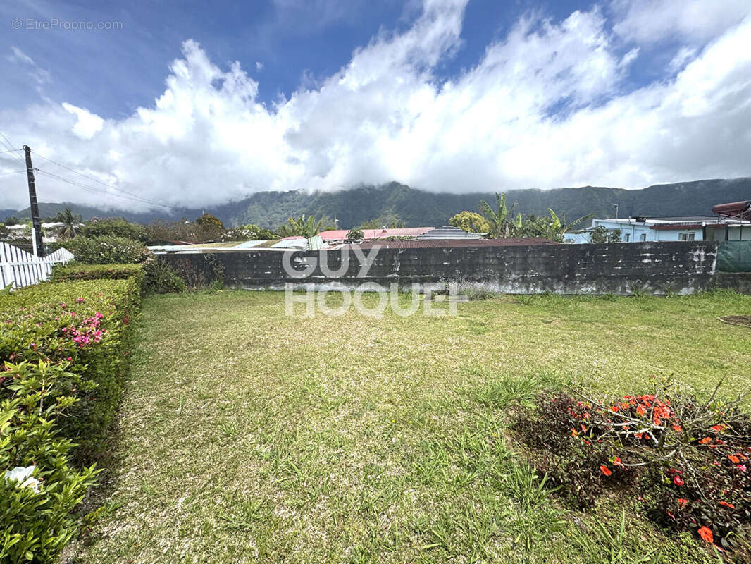 Maison à LA PLAINE-DES-PALMISTES