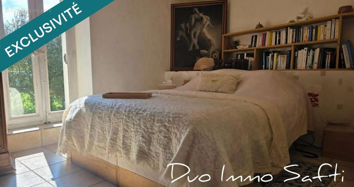 Maison 112 m² à Allemagne-En-Provence  - photo 8
