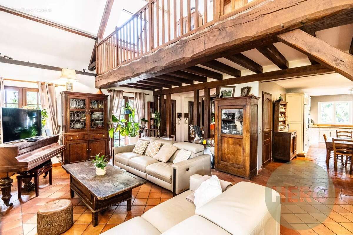 Maison à MONTFORT-L'AMAURY