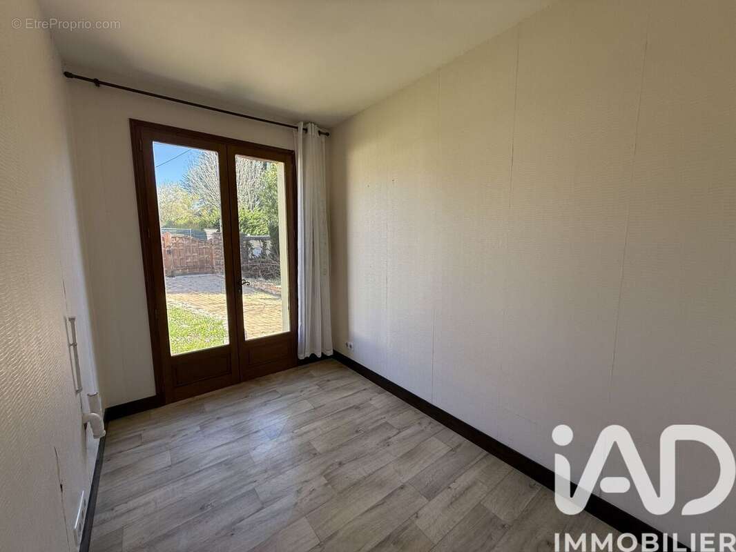 Photo 7 - Maison à LIVRY-SUR-SEINE