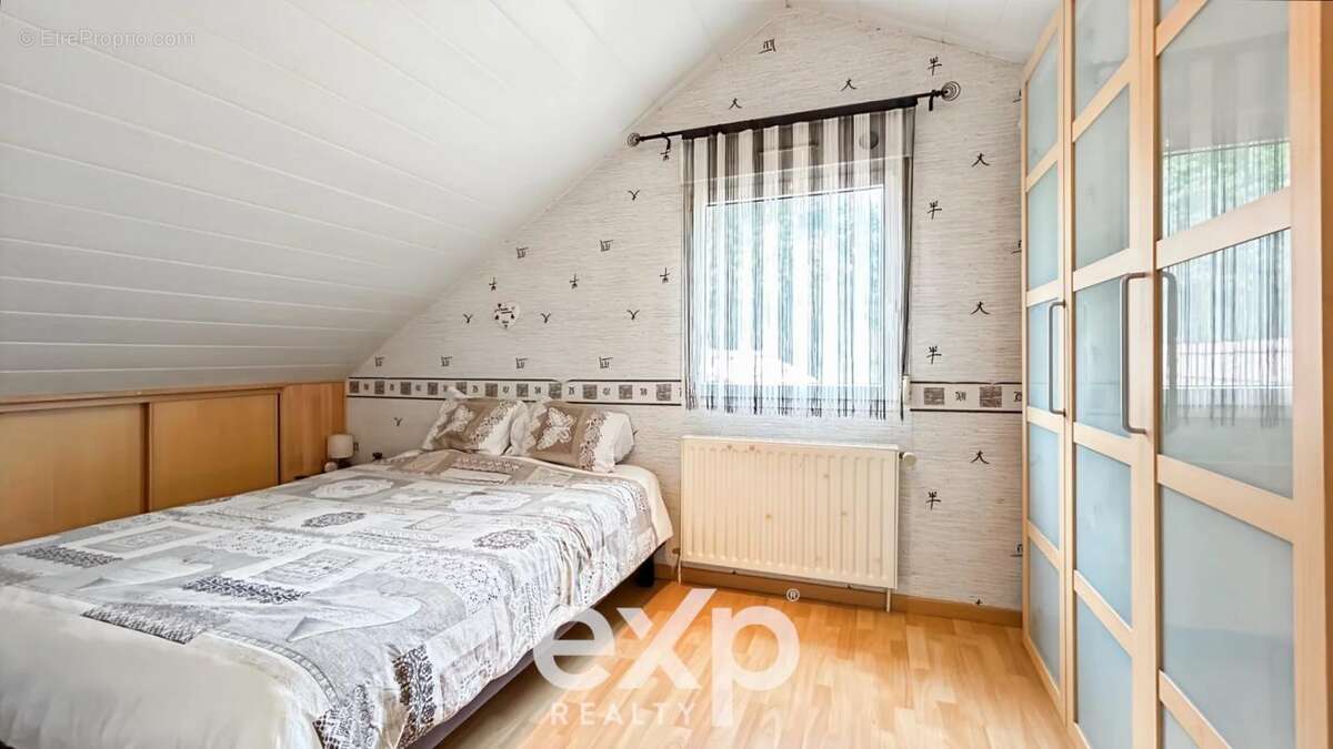 Maison à BOUSSIERES