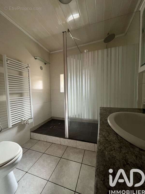 Maison 107 m² à Chavagnes-Les-Redoux  - photo 5