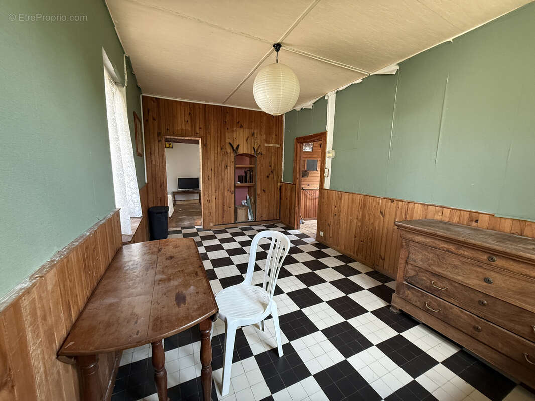 Maison de 63m2, 2 chambres à 2 min de Bueil et de la gare (53' direction St Lazare) - photo 2