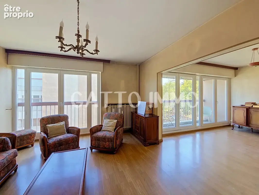 Appartement de 100m2 // 3 ch // cave // 1 place parking // av strasbourg metz - photo 4