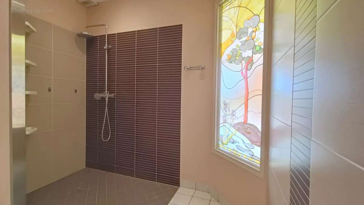 Maison à NEUVILLE-DE-POITOU