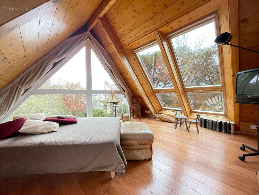 Maison à LA TURBALLE