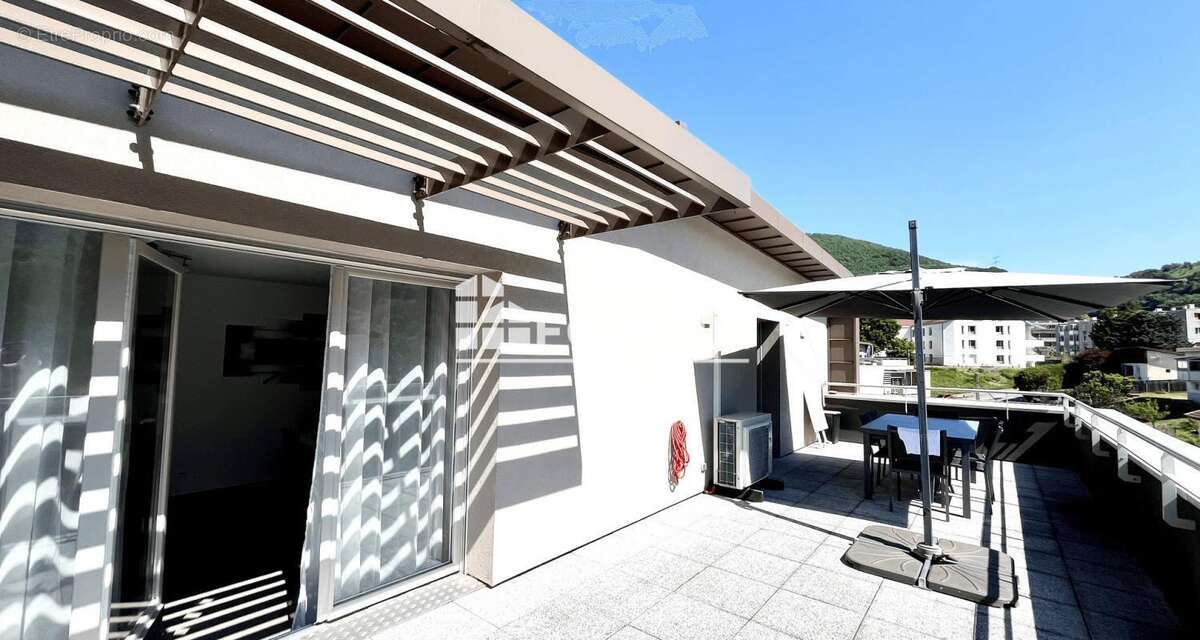 Appartement à VIZILLE