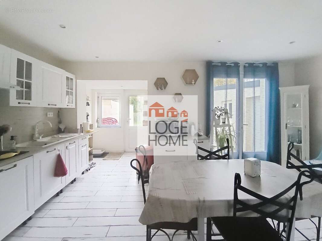 Maison à FOUQUEREUIL