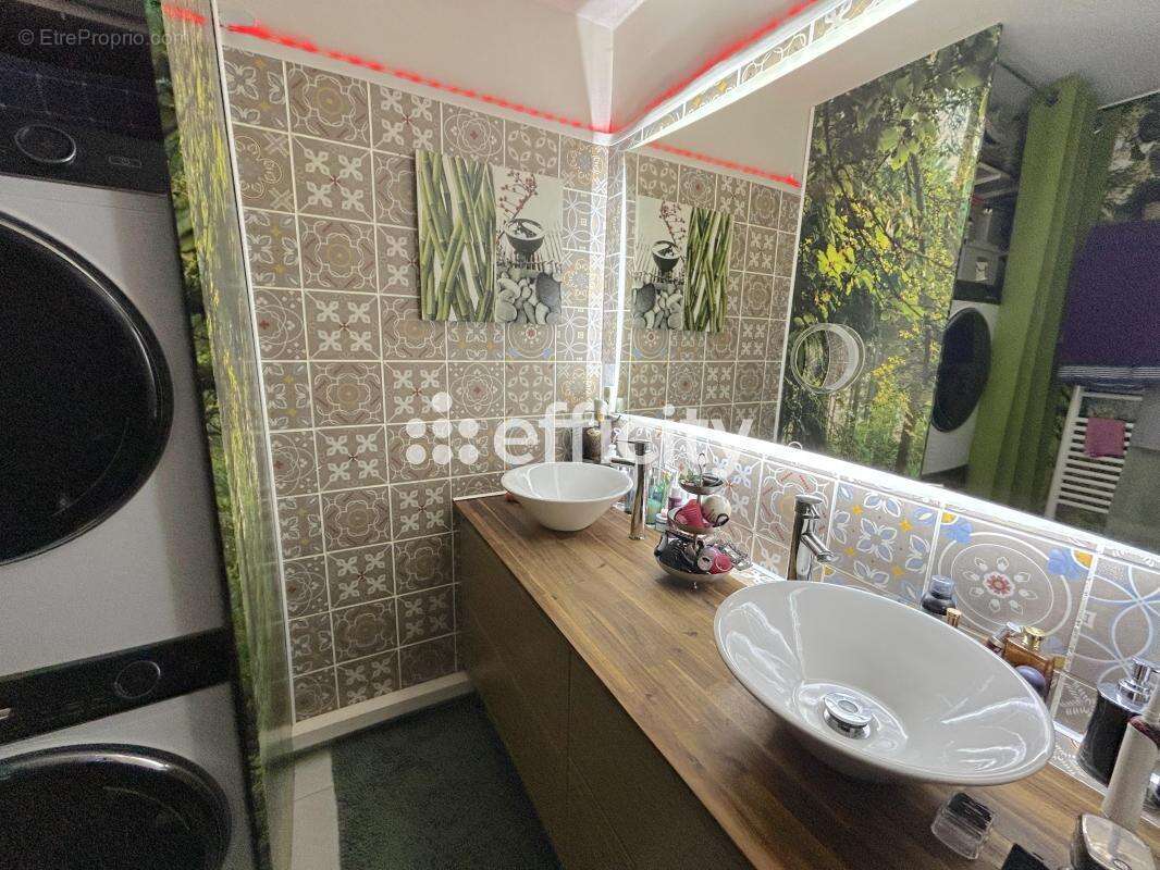 Appartement à MARSEILLE-13E