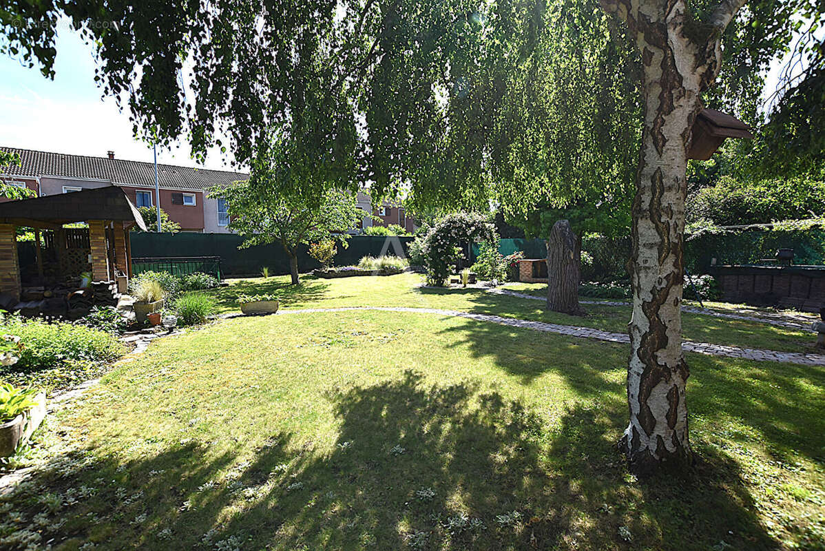 Maison à COMBS-LA-VILLE