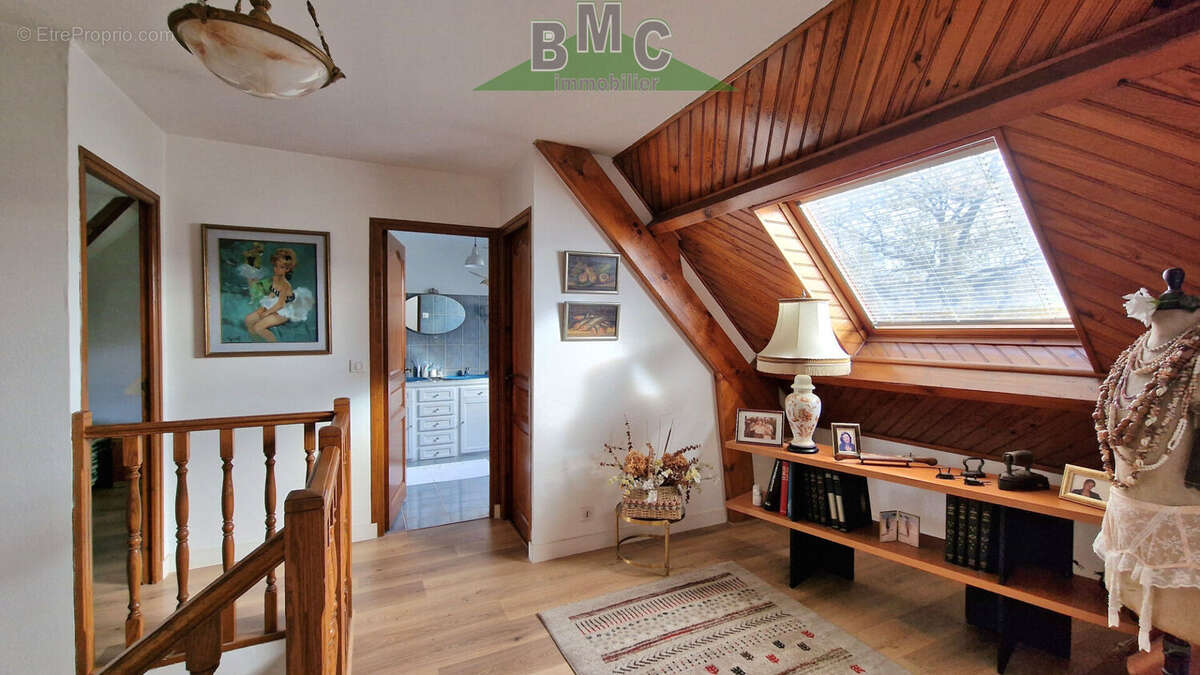 Maison à MONTIGNY-LES-CORMEILLES