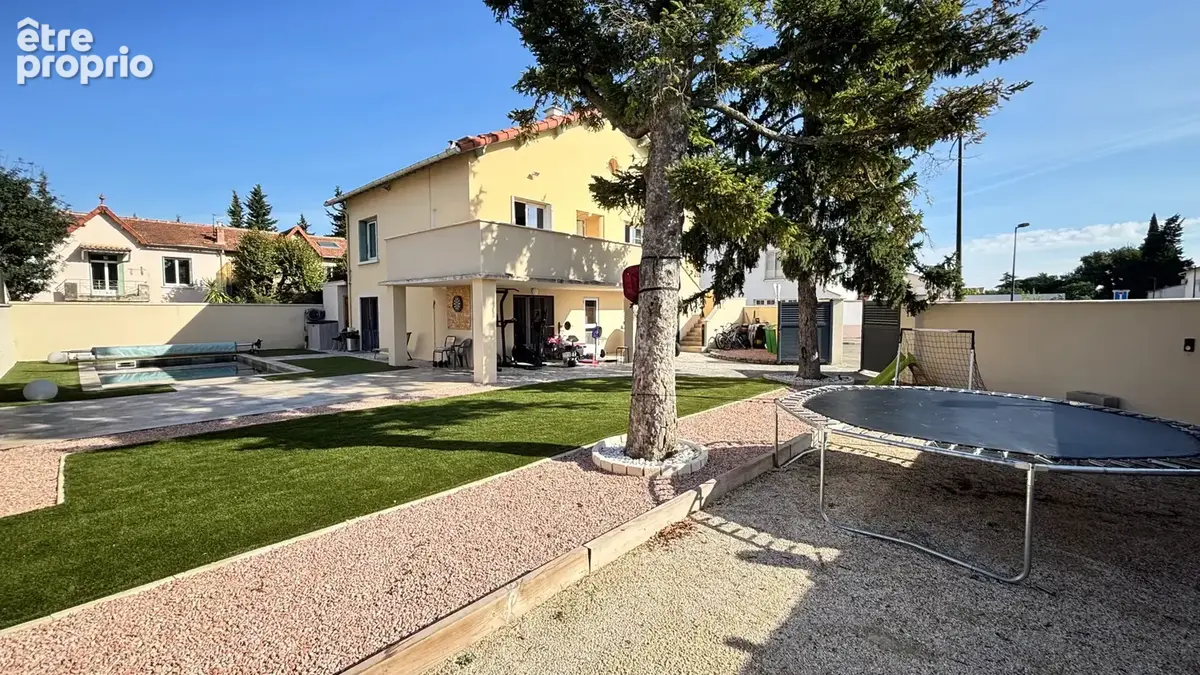 Maison avec 2 appartements (t4 + t3) - photo 1
