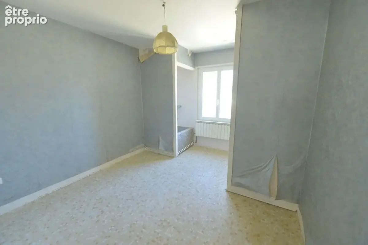 Appartement 70 m² à Saint-Georges-De-Didonne  - photo 6