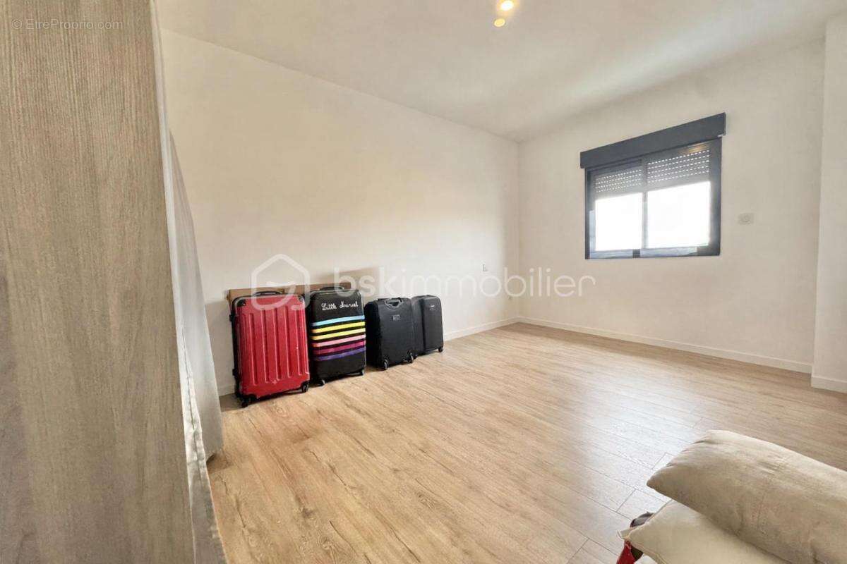 Nissan-lez-enserune – maison contemporaine 129 m² – 5 chambres – piscine – garage – terrain 300 m² - photo 12