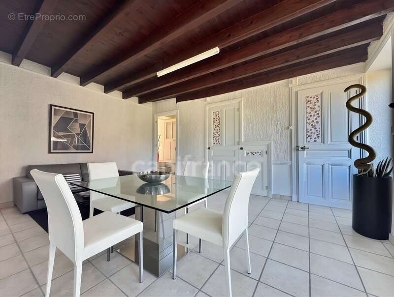 Maison à SAINT-JEAN-LA-VETRE