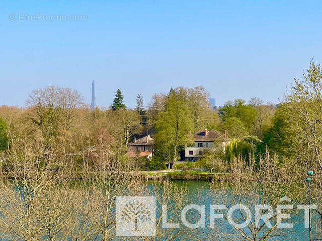 Appartement à SURESNES