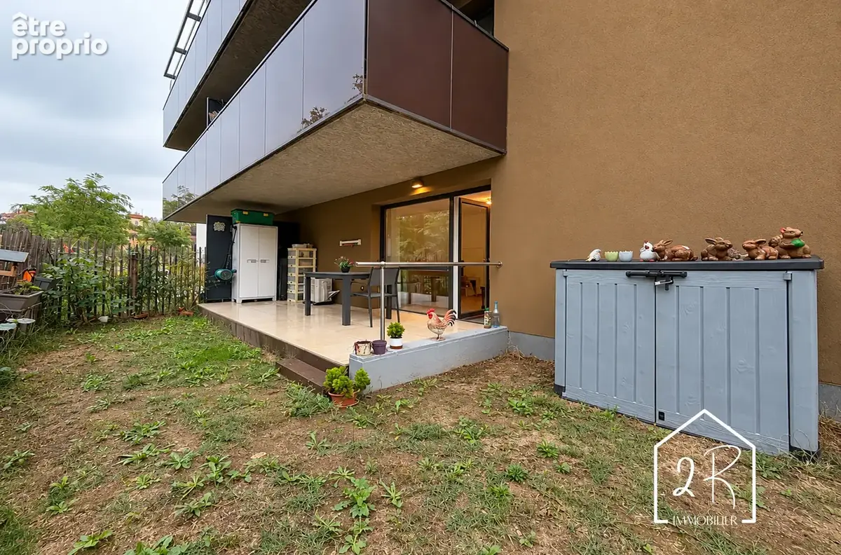 T2 - 42 m2 - rez-de-jardin - parking - photo 3