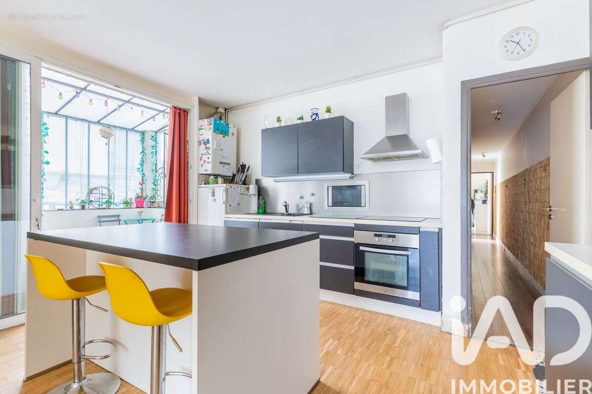 Photo 2 - Appartement à VIRY-CHATILLON