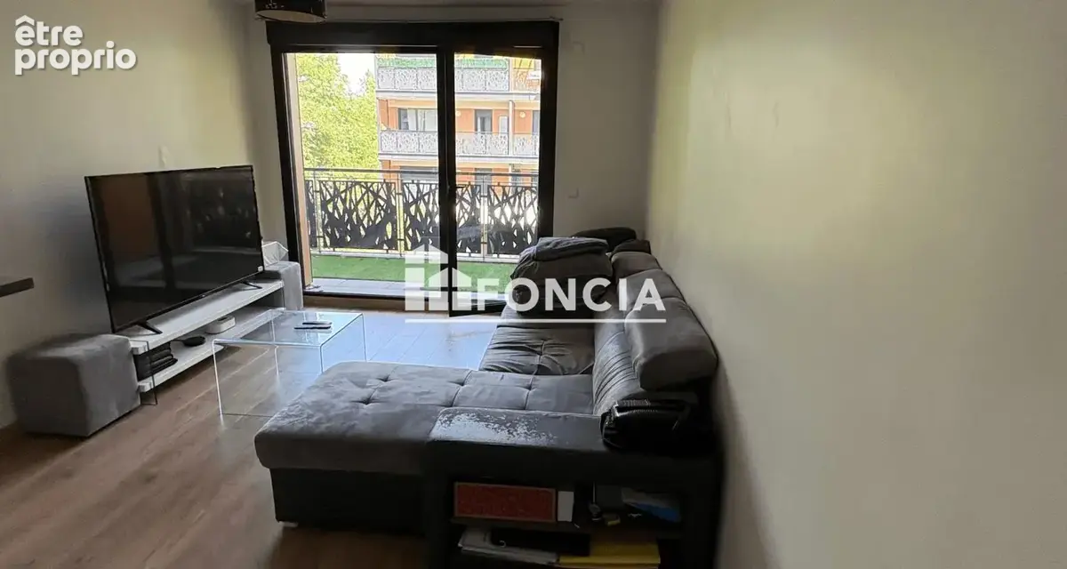 Limeil-Brévannes: Studio 25M2: Résidence récente - photo 3