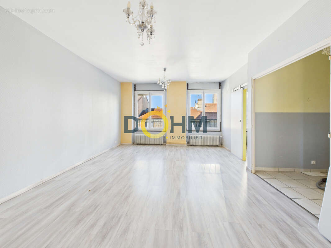 Appartement à SAINT-ETIENNE