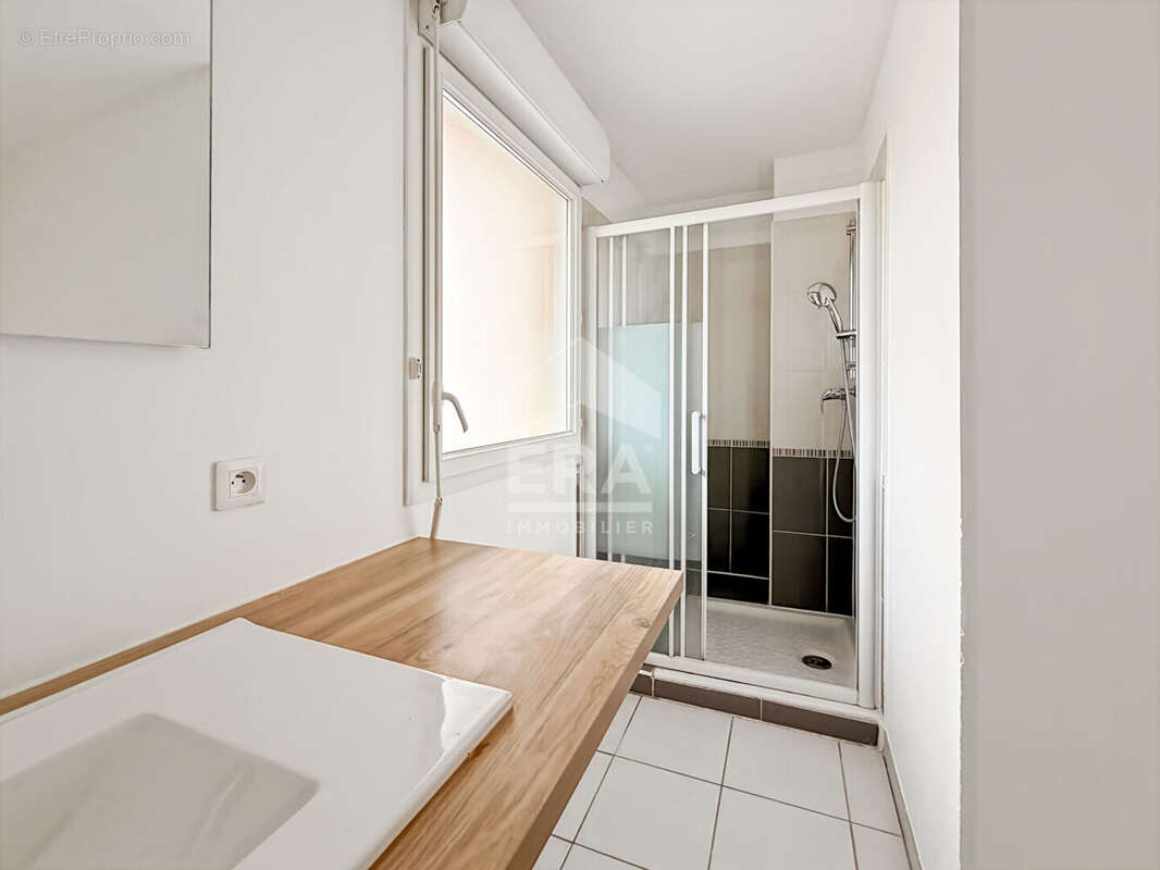 Appartement à MARSEILLE-14E