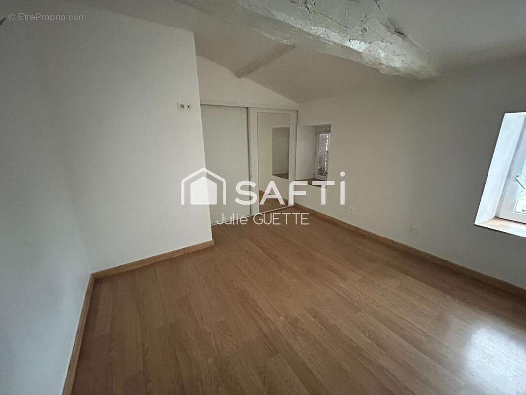 Maison 100 m² à Montournais  - photo 6