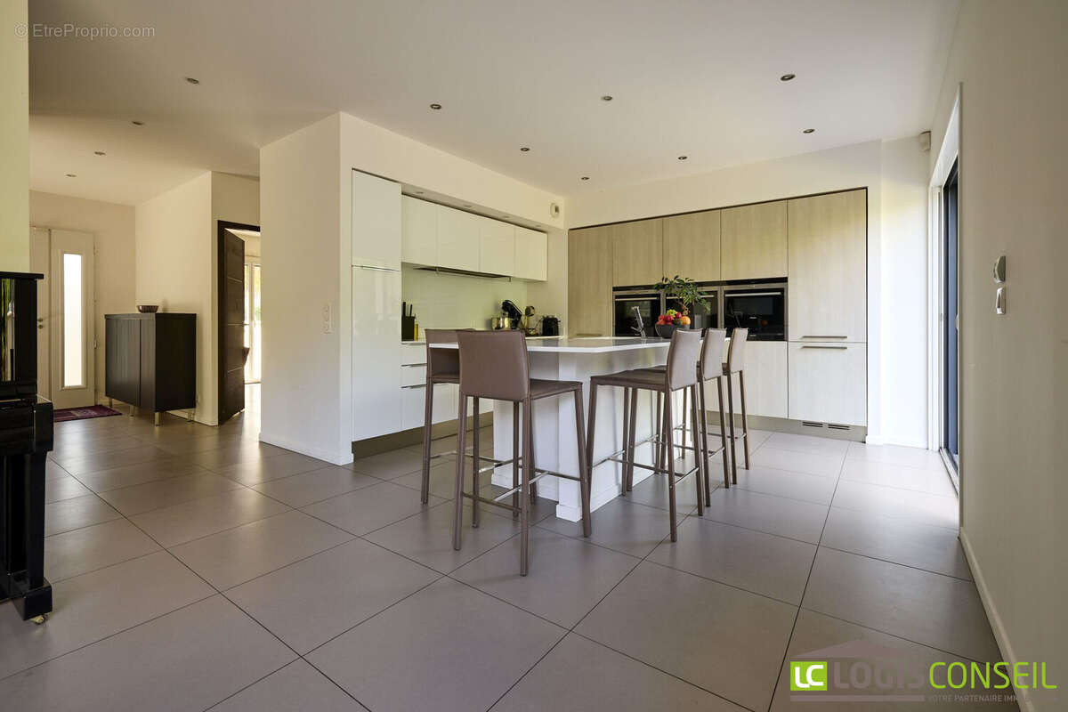 Maison à BOURG-LA-REINE