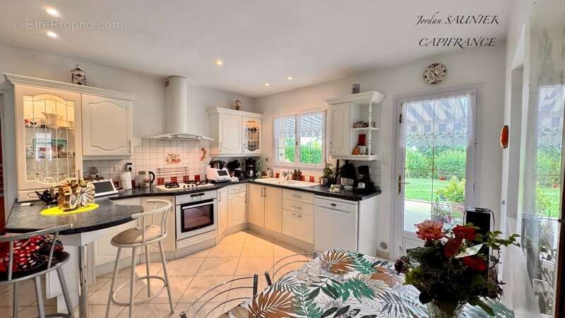 Maison 270m2 à vendre 7 pièces MONTEGUT LAURAGAIS (31) - photo 5
