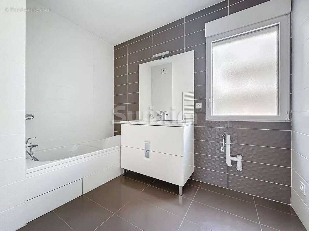 Appartement à CHASSE-SUR-RHONE