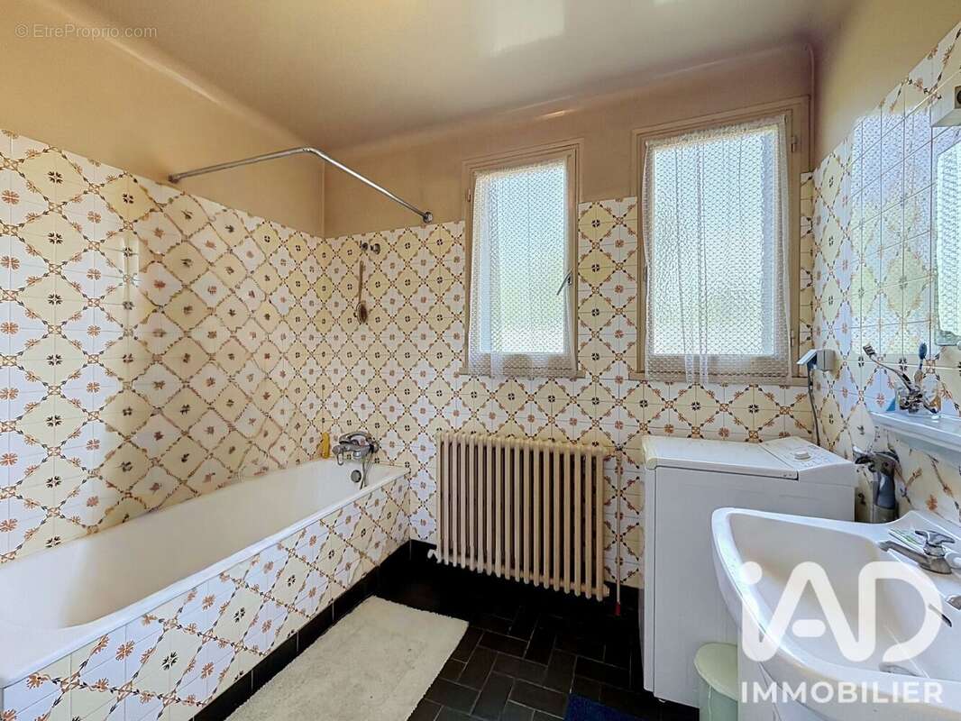 Maison 82 m² à Bonnelles  - photo 8