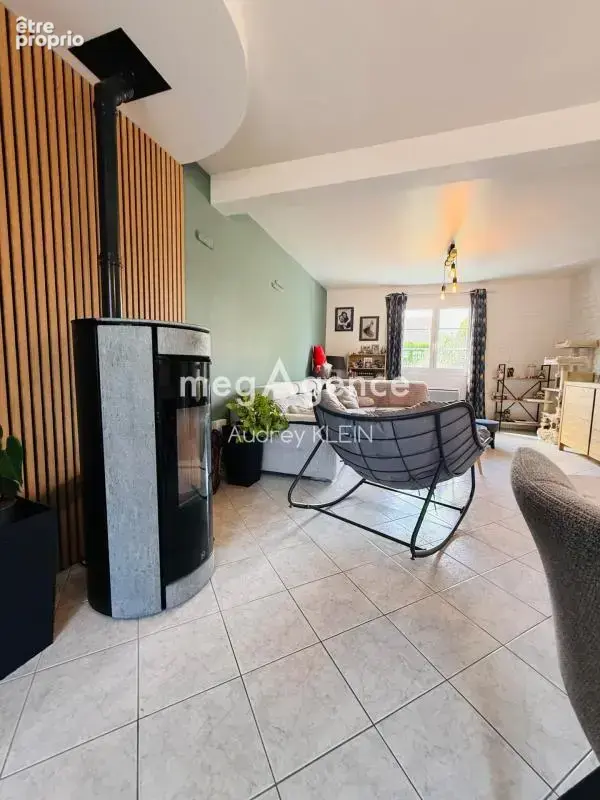 Spacieuse maison familiale avec piscine et double garage - photo 11