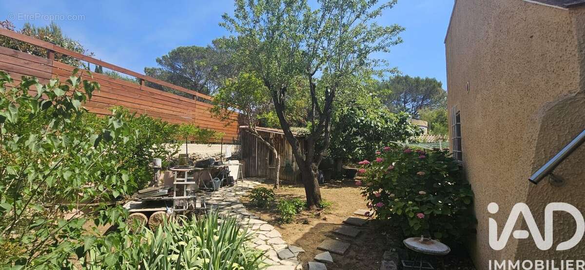 Photo 2 - Maison à SAINT-RAPHAEL