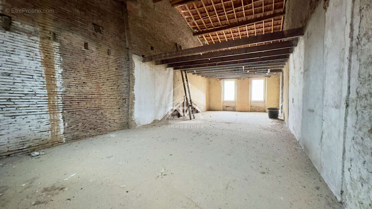 Appartement à SAINT-MEARD-DE-GURCON