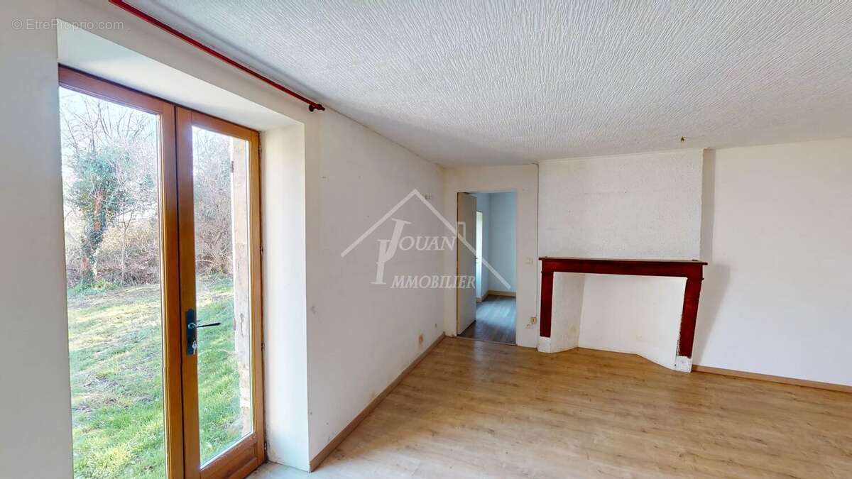 Maison à BOURBON-L'ARCHAMBAULT