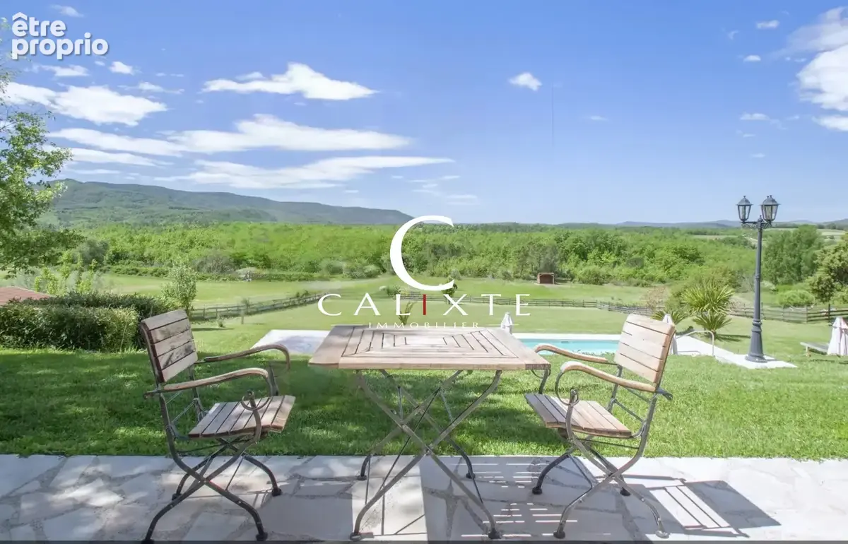 Maison 12 pièces 570 m² à vendre à Fayence (83440) - photo 8