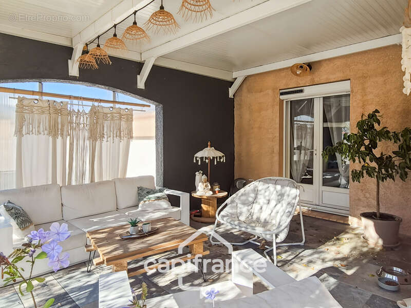 Maison à SAINT-GENIES-DE-COMOLAS