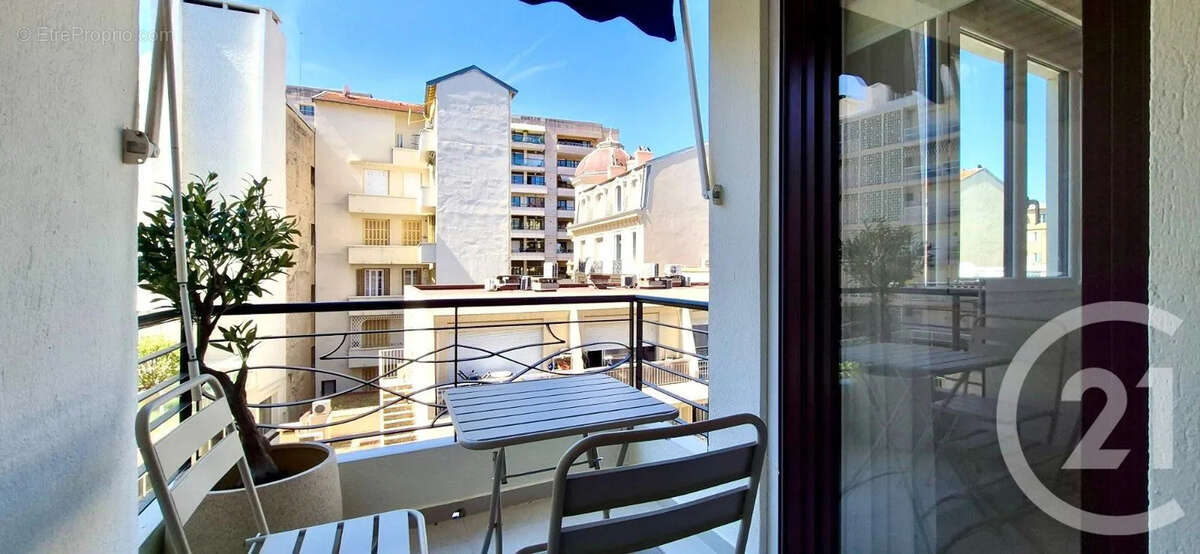 Appartement à NICE