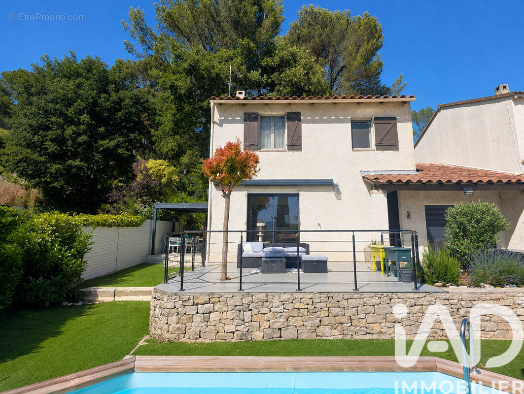 Photo 1 - Maison à ROUSSET