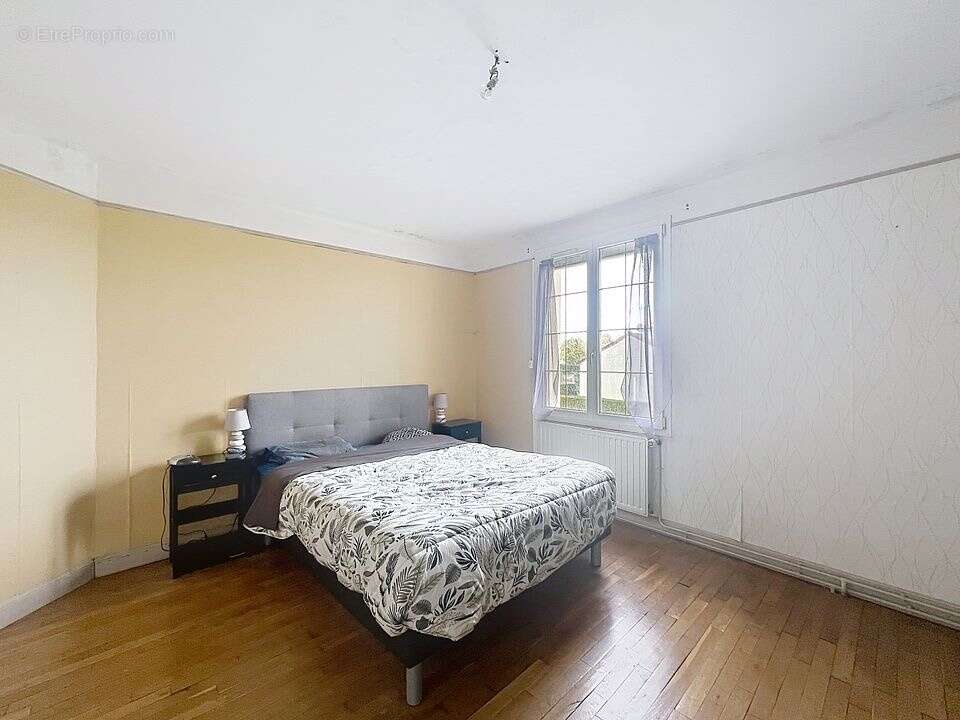 Maison à FRIGNICOURT