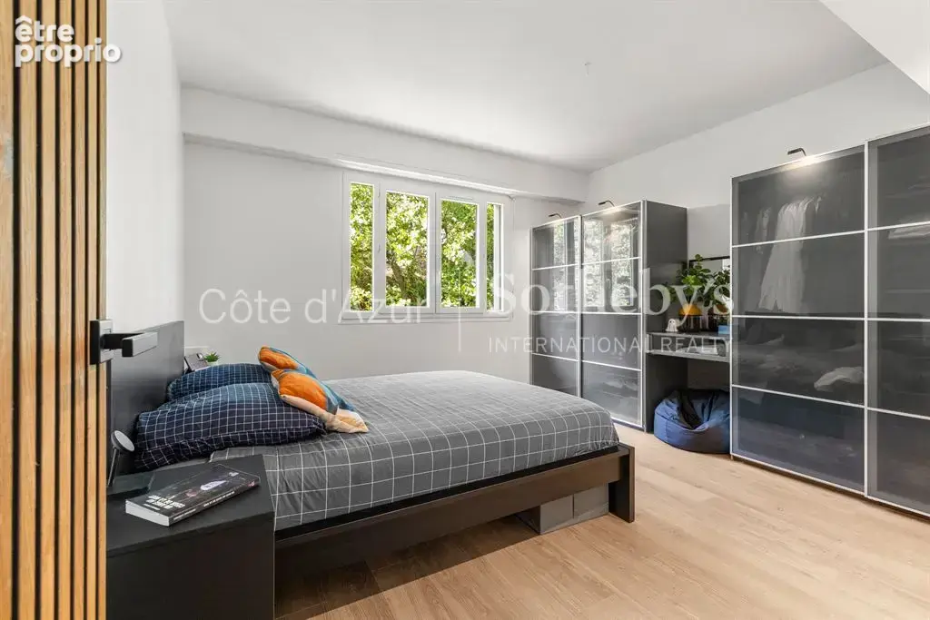 Nice, appartement rénové avec deux terrasses et panorama sur la Méditerranée - photo 16