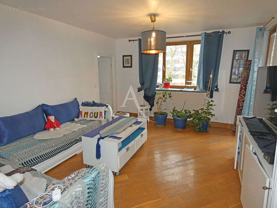 Appartement à NEUILLY-SUR-MARNE