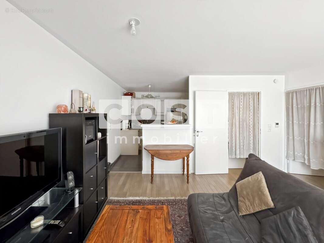 Appartement à COLOMBES