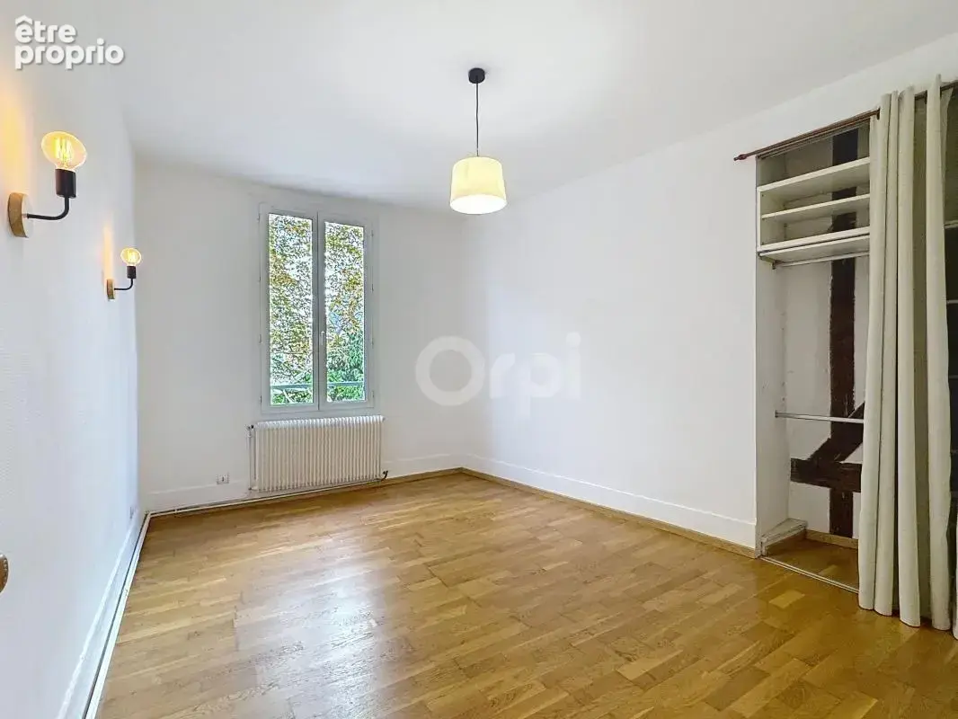 Appartement À Vendre - photo 5