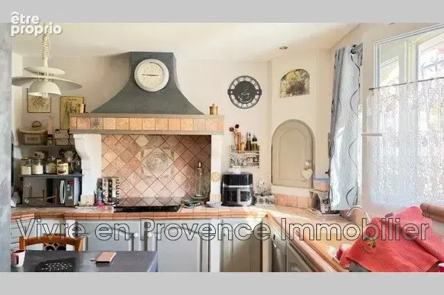 Maison à vendre à Saint-Saturnin-Les-Avignon (84450) - photo 7