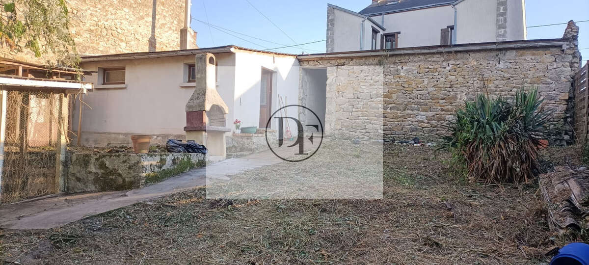 Parking à Pithiviers  - photo 5